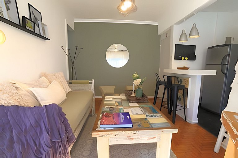 Cálido apartamento - Las Cañitas, Palermo c/balcón